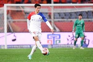 记者：没有特谢拉申花进攻很难顺畅，阿苏埃跟路易斯不怎么来电