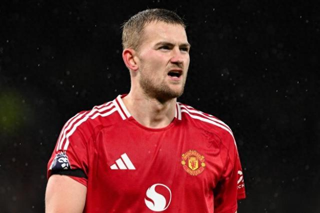 开云APP-德里赫特：我们当然支持阿莫林，球员应对比赛负责而不是主教练