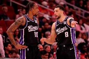 双星黯淡！拉文&amp;德罗赞合计40投15中&amp;三分9中1 仅得到34分