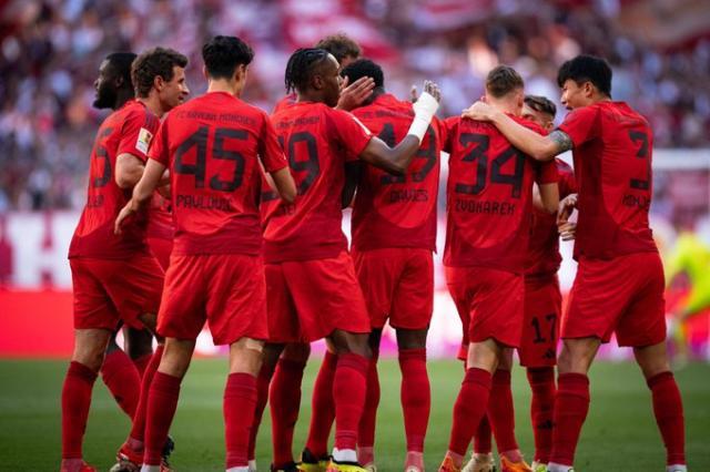 开云娱乐-【德甲】兹沃纳雷克闪击，磁卡破门，拜仁2比0狼堡