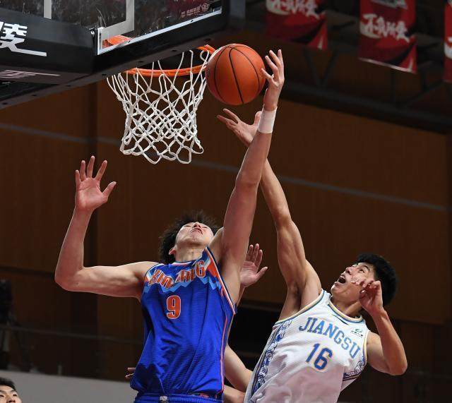 周琦宣布退出CBA新赛季：盼CBA联盟因此更加规范