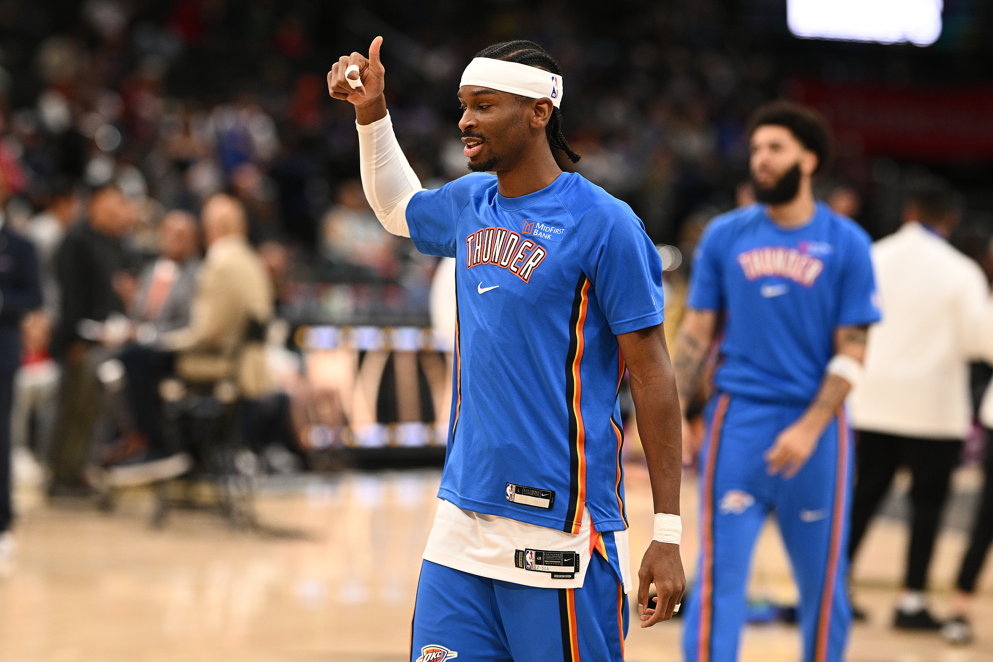 开云入口-NBA球队实力榜：雷霆居首马刺第二 湖人位居第六